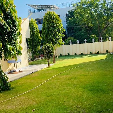 Saket Guest House Jaipur Buitenkant foto