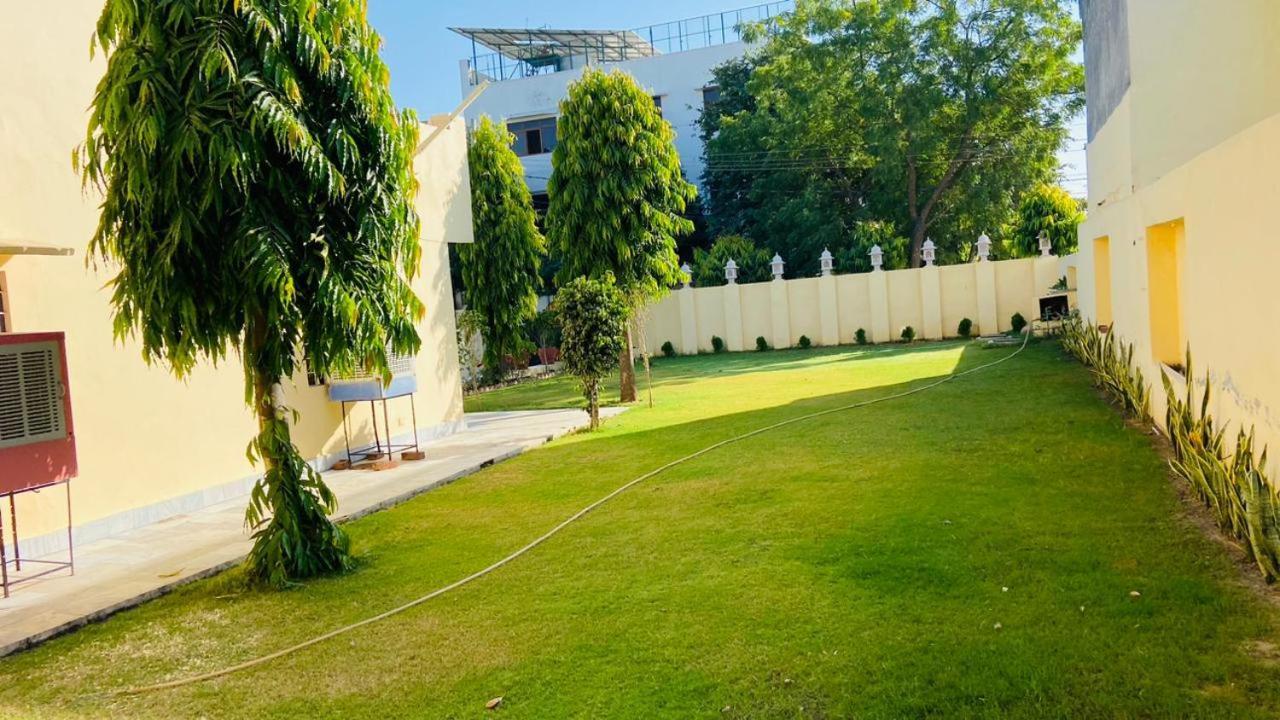 Saket Guest House Jaipur Buitenkant foto
