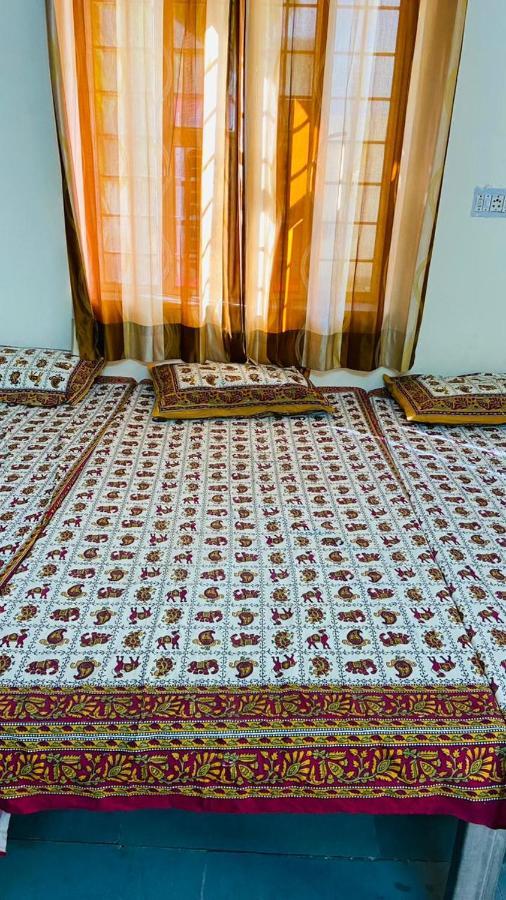 Saket Guest House Jaipur Buitenkant foto